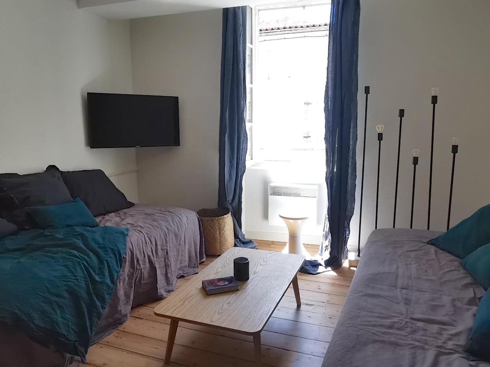 Hotel De Ville 2 Avec Parking La Rochelle  Ngoại thất bức ảnh